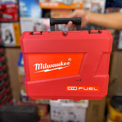 Milwaukee commercial drill model m18BLDDRC-502c